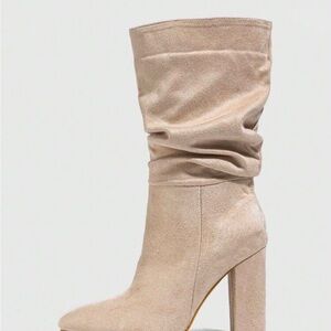 Cream Heeled Boots with Chunky Heel and Slouchy Design